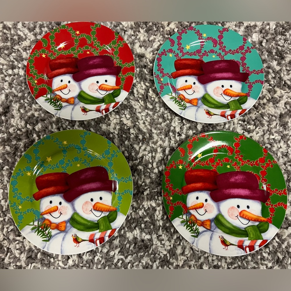 😀3 for $35./Maison Plus - 4 snowman luncheon plates.